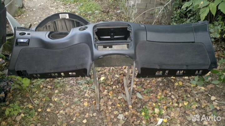 Торпедо Mercedes W220