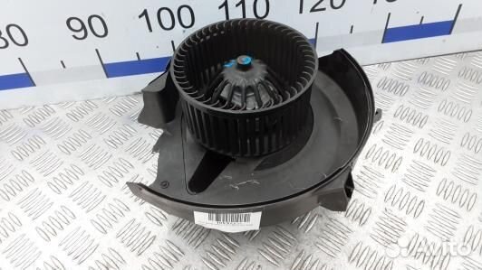 Моторчик печки peugeot 607 (10V05KK01)