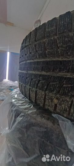 Bridgestone Blizzak RFT 245/50 R18 100Q