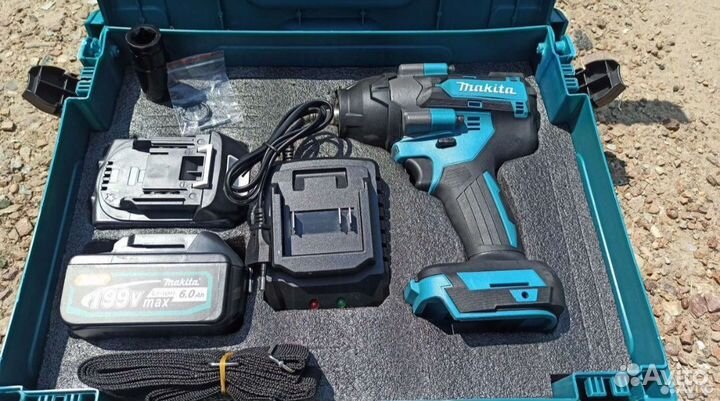 Гайковерт ударный аккумуляторный 700 н.м