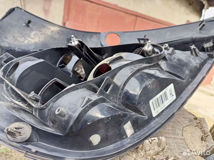 Правый фонарьopel astra h