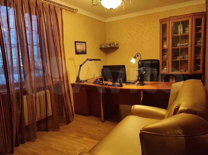 5-к. квартира, 233 м², 2/2 эт.