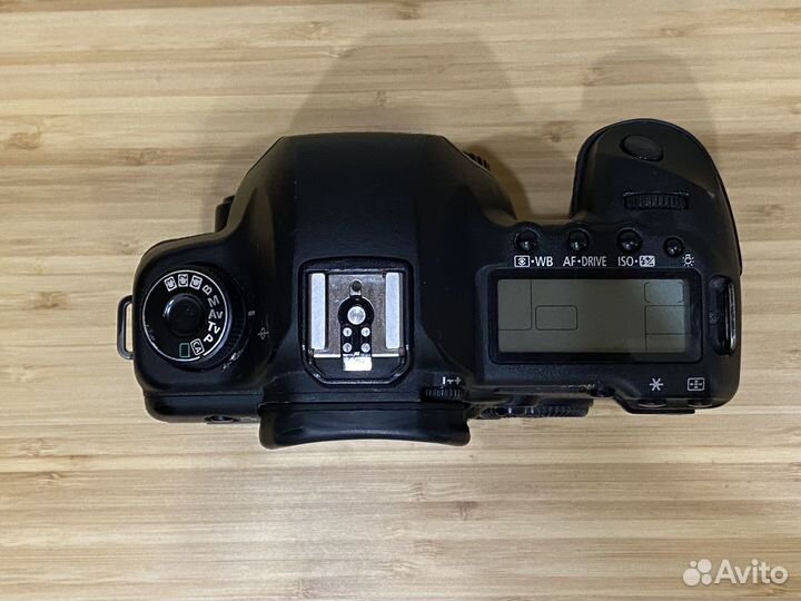 Зеркальный фотоаппарат Canon EOS 5D Mark II Body