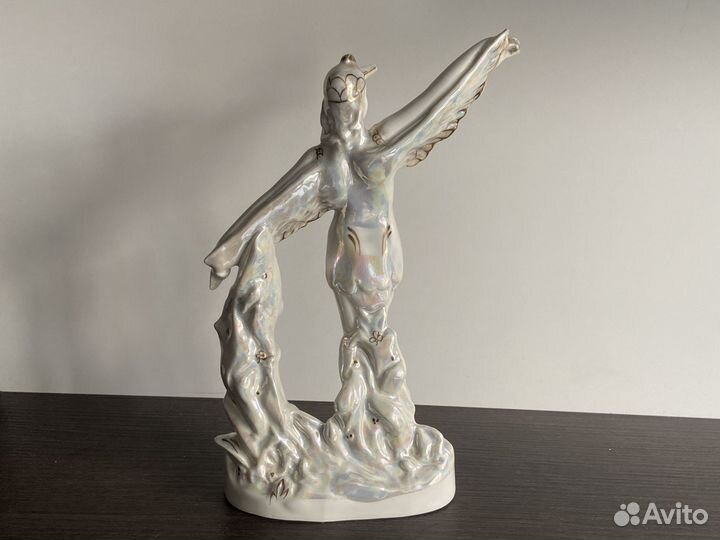 Статуэтка фарфоровая балерина