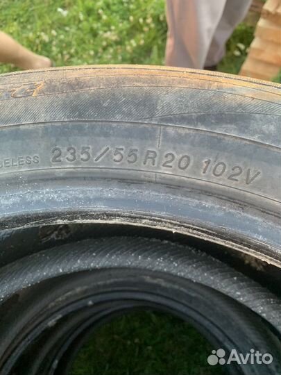 Yokohama Advan Sport V102 235/55 R20 27E