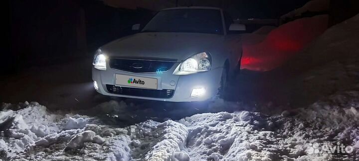 LADA Priora 1.6 МТ, 2011, 180 000 км