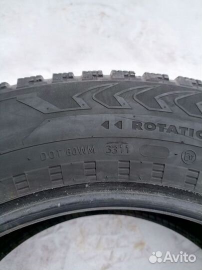 Nokian Tyres Hakkapeliitta 5 235/65 R18