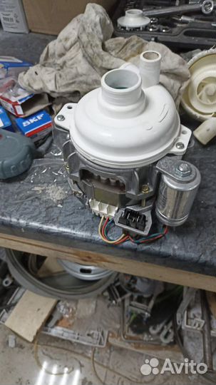 Много рециркуляционных насосов Midea, Bosch, Aeg