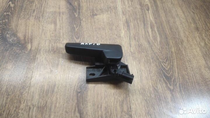 Крюк замка капота Skoda Rapid лифтбек 1.6 2015