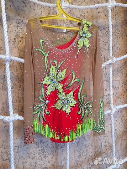 Купальник для художественной гимнастики