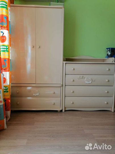 Комплект мебели для детской Можга