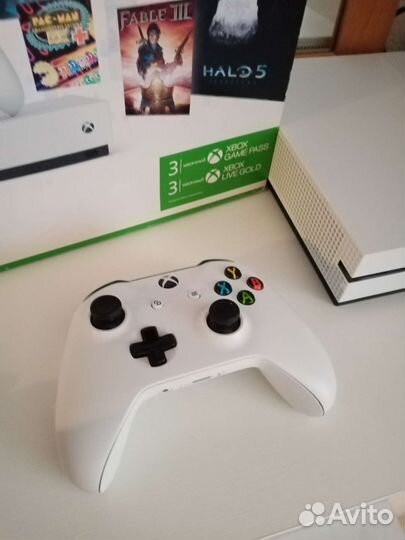 Xbox One s
