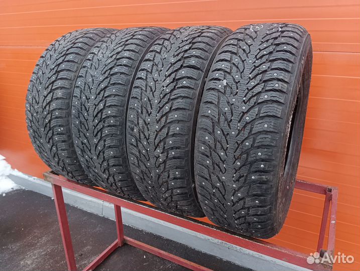 Nokian Tyres Hakkapeliitta 9 SUV 235/60 R18 107T