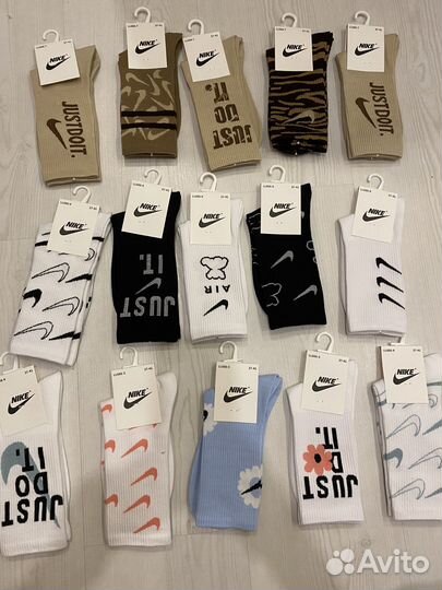 Пролда носки Nike мужские и женские разные