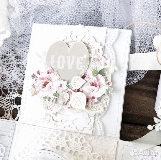 Коробочка magic box с Тортом внутри