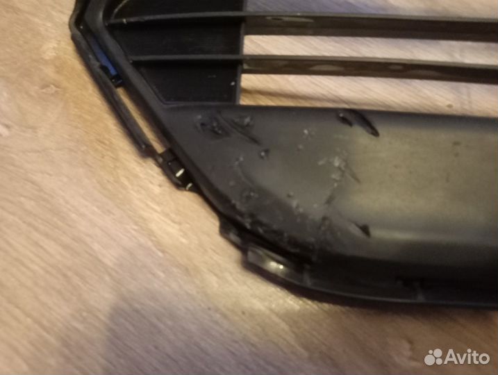 Решетка радиатора бампера Toyota Highlander