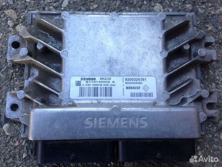 Блок упоавления двигателем Renault simbol 2004 год