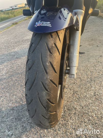 Suzuki gsr 600