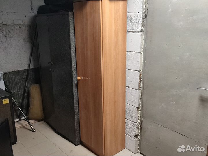 Столы, стулья, офисная мебель