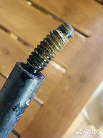 Буксировочный крюк Ford Focus 3