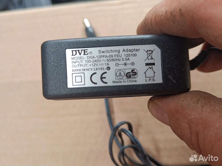 Адаптер блок питания 12v 1А