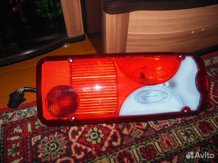 Задний фонарь