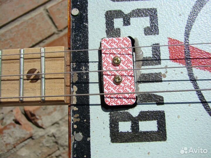 Сигарбокс гитара Cigarbox