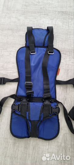 Автомобильное бескаркасное детское кресло