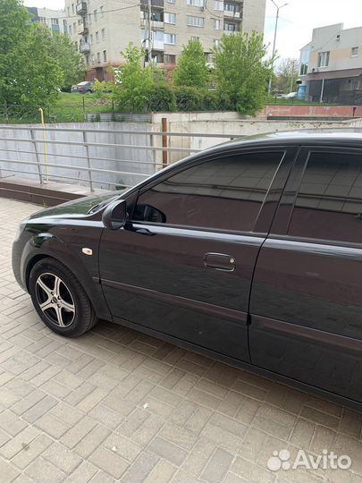 Продам жесткую тонировку