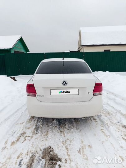 Volkswagen Polo 1.6 МТ, 2013, 215 000 км