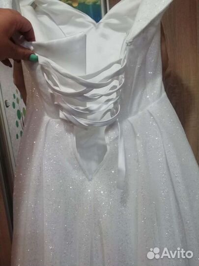 Платье свадебное