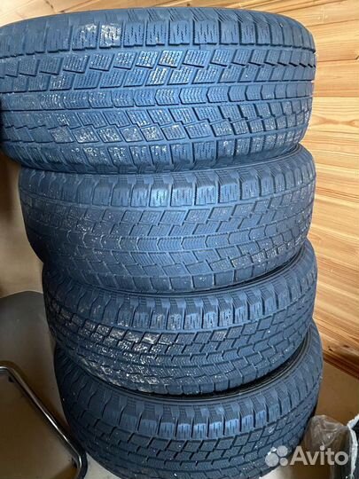 Hankook Nordik IS RW08 235/55 R18 100T