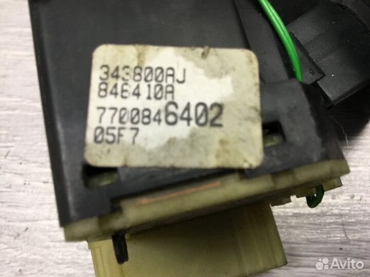 Переключатель дворников Renault Megane 1.6 1998