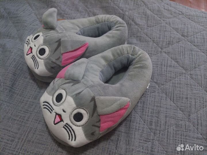 Тапочки котик новые