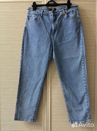 Джинсы
