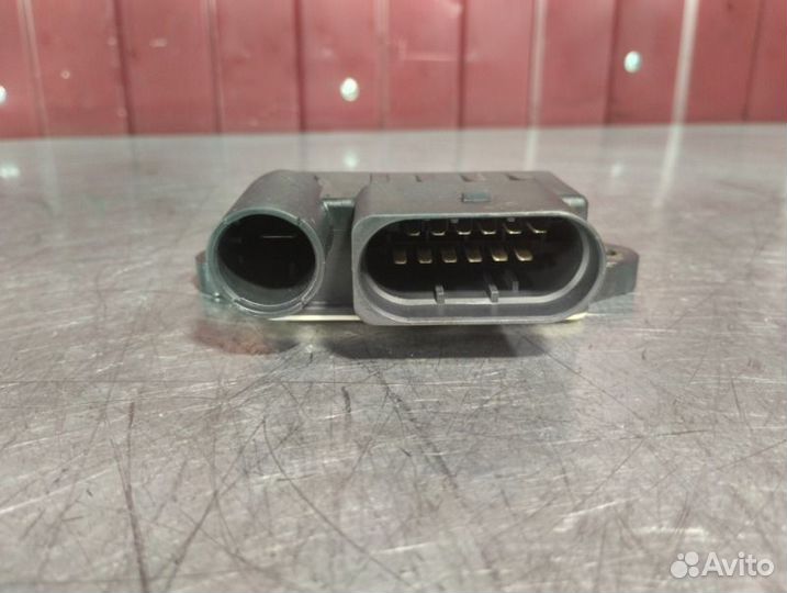 Реле свечей накала Mercedes E-Class W213 OM642 3.0