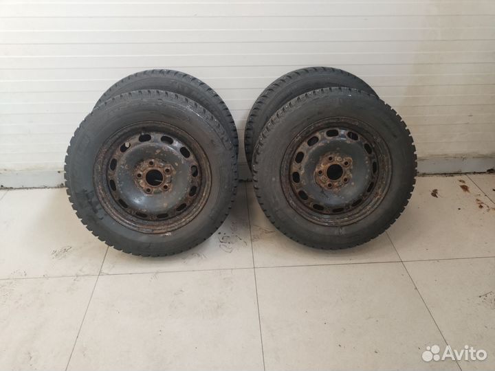 Michelin X-Ice North 195/65 R15 95T