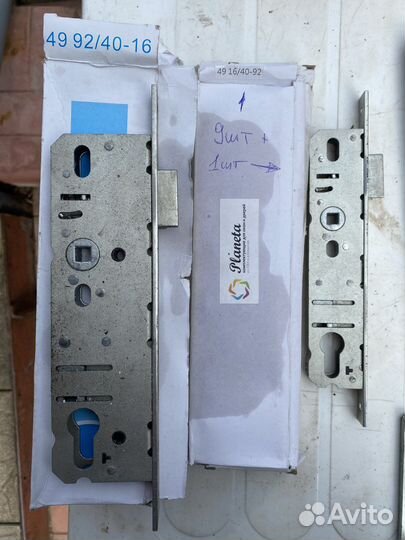 Замок дверной для дверей из алюминия и пвх