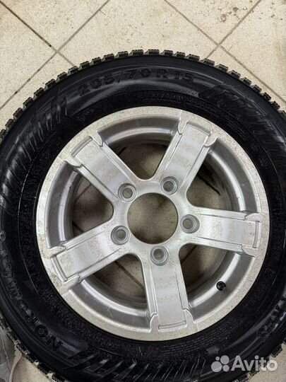 Зимние резина с дисками r15 нива тревел