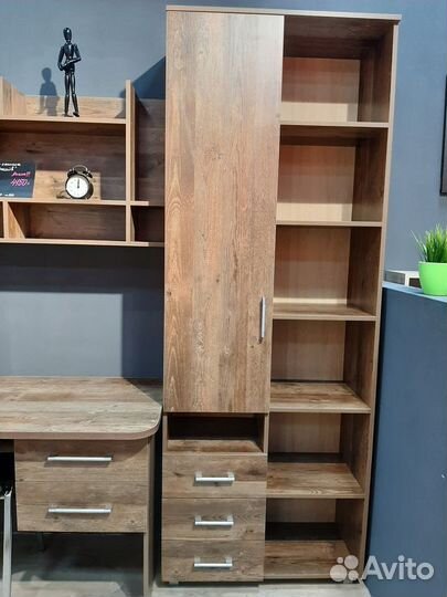 Стеллаж / Стеллажи с полками / Стеллаж в детскую