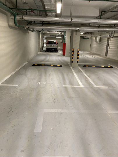 Машиноместо, 18 м²