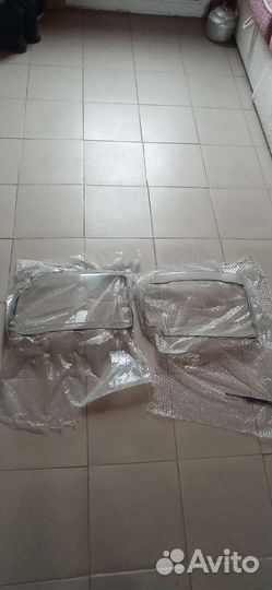 Стекла на фары Дискавери 4