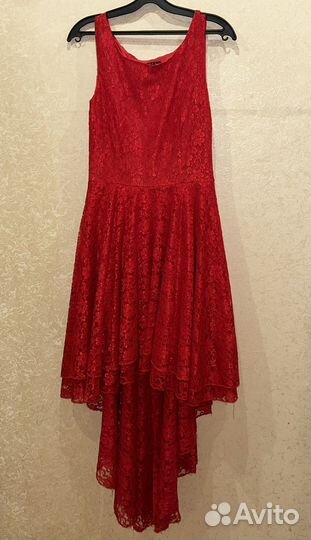 Платье со шлейфом