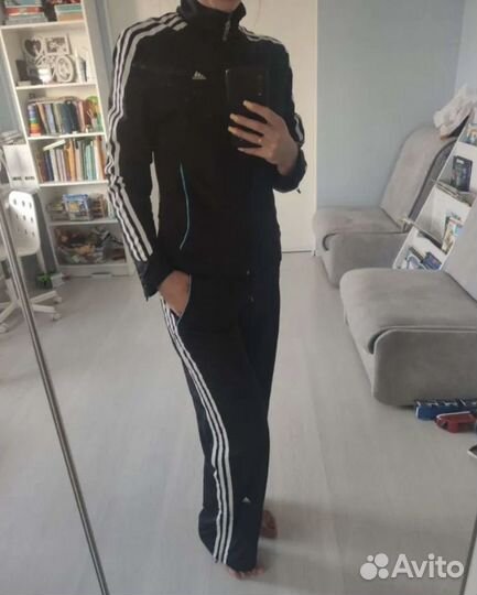 Спортивный костюм adidas