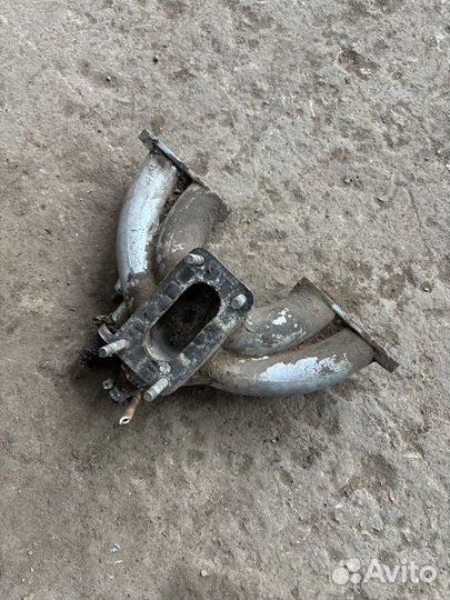 Коллектор впускной Ваз 2106 седан 2011 1996