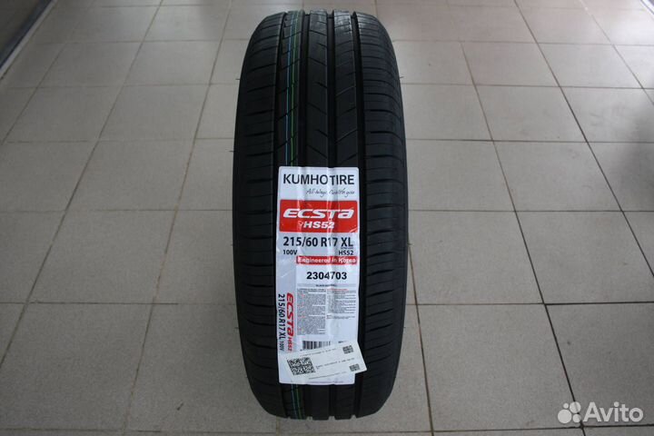 Kumho Ecsta HS52 215/60 R17 100V