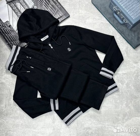 Мужской Спортинвй костюм Brunello Cucinelli