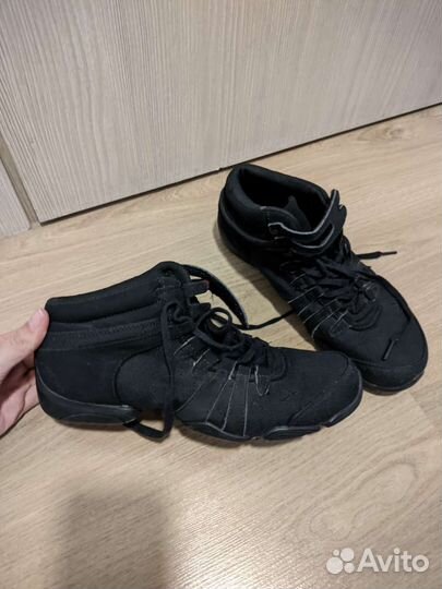 Джазовки Декатлон р-р 39