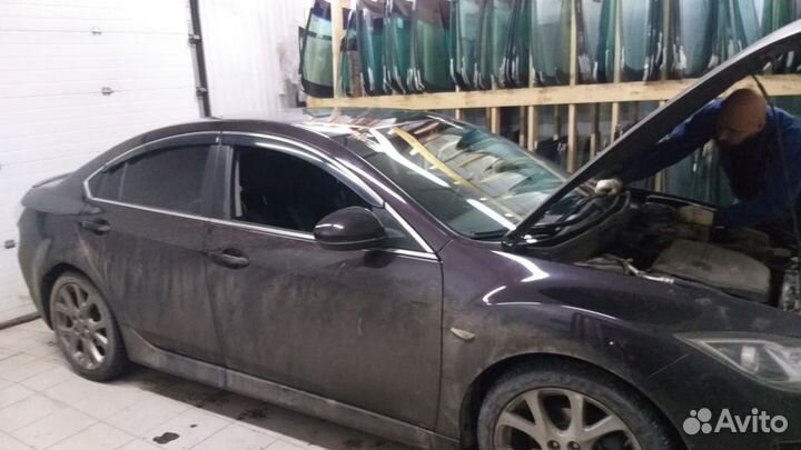 Лобовое стекло Мазда 6