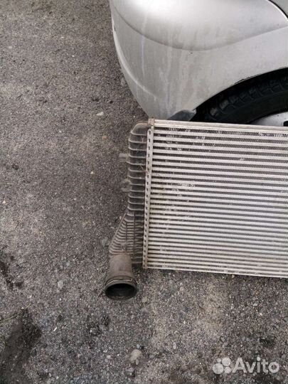 Радиатор интеркулера Тигуан